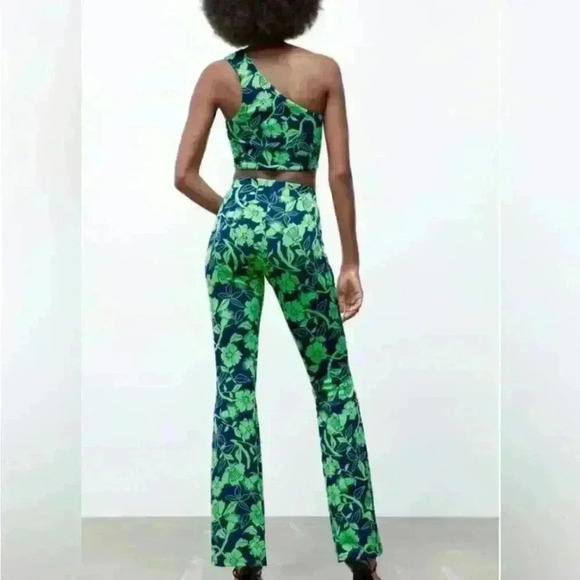 Zara High Waisted Jacquard Wide leg Pants - Picture 2 of 11